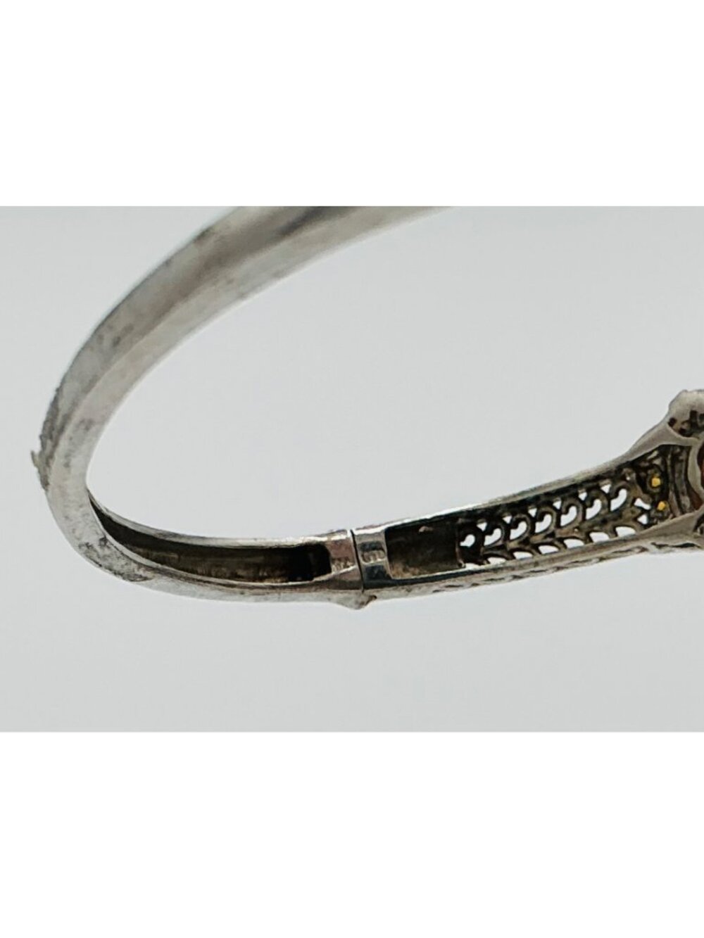 Beautiful Sunstone Bangle R228 - Picture 2 of 2